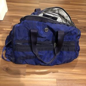 lululemon gym bag